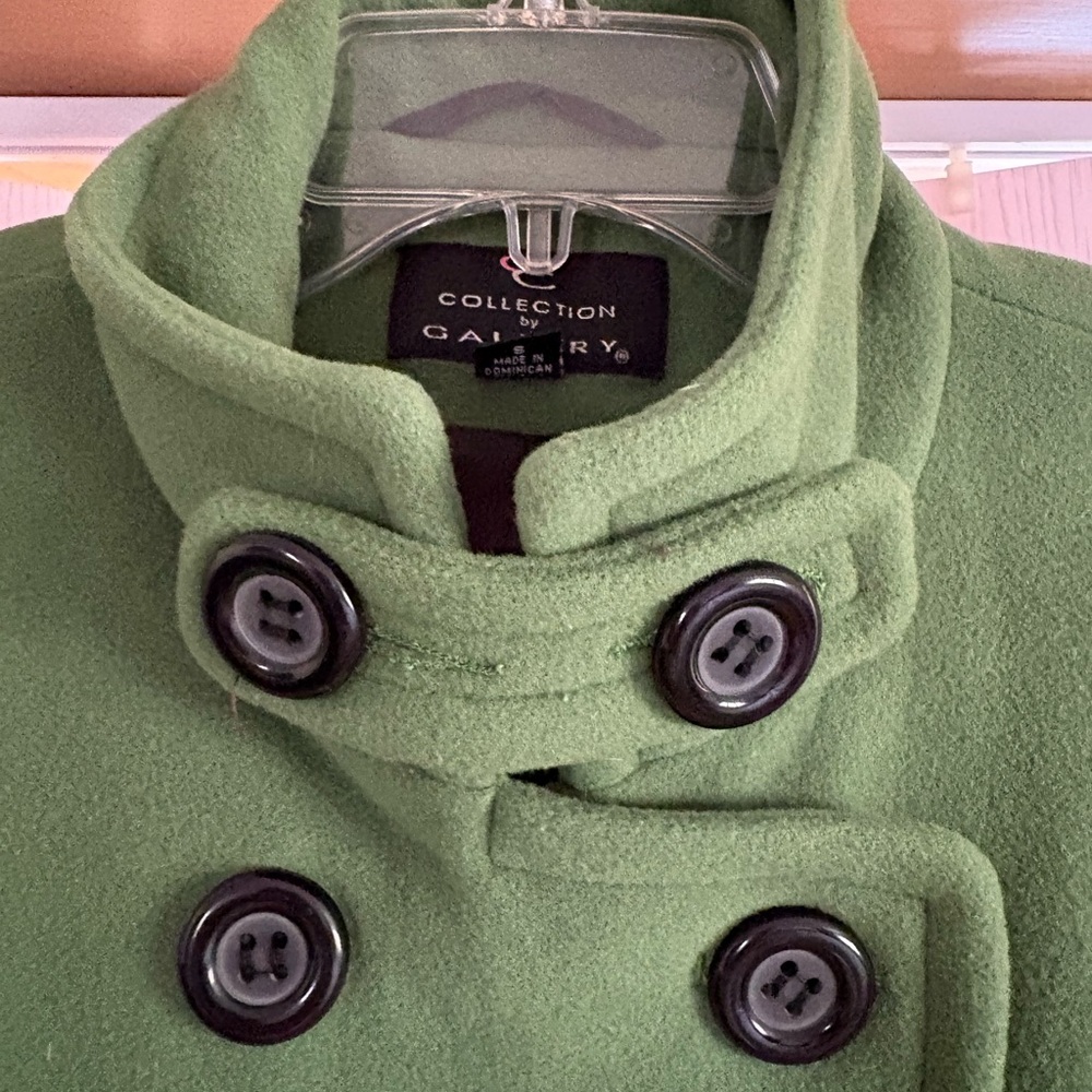 Green jacket size women’s small - Picture 3 of 6